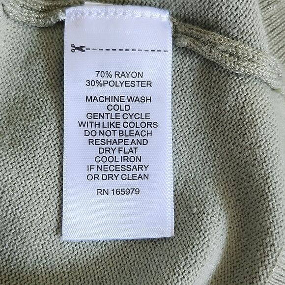 Cable & Gauge Sage Green Cowl Turtleneck Fine Knit Sweater, M - Picture 7 of 8